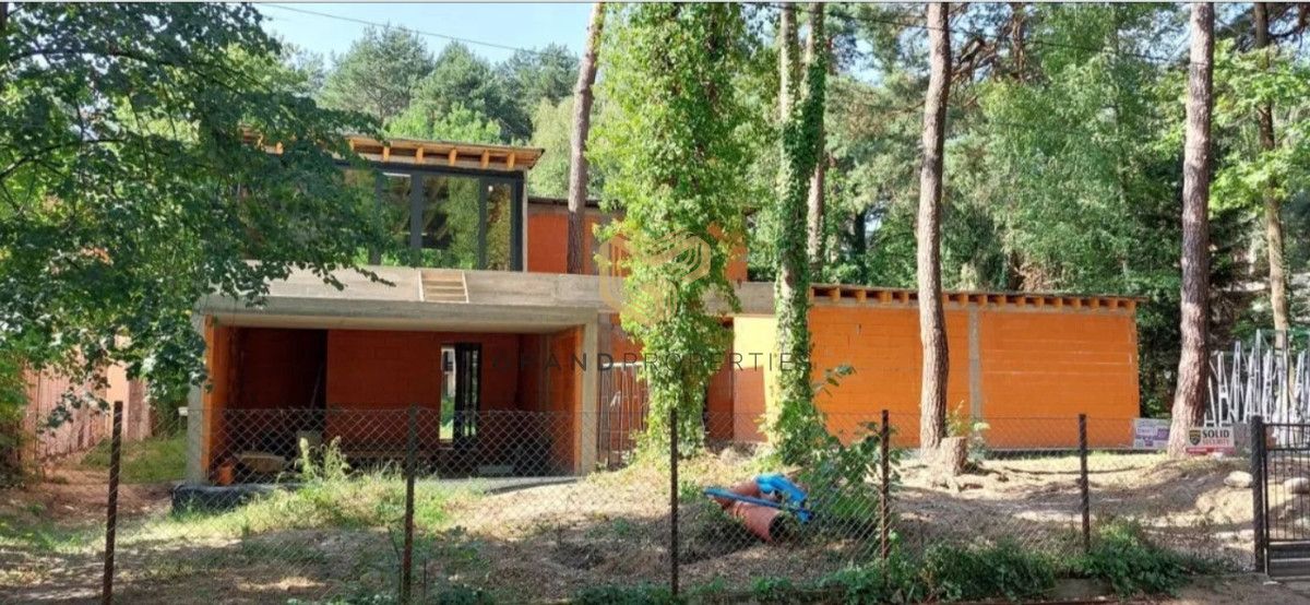 dom wolnostojący, 6 pokoi Konstancin-Jeziorna, ul. Wiejska. Zdjęcie 3