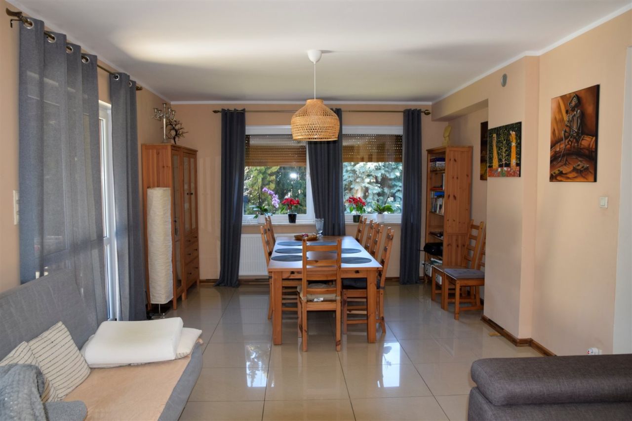 dom wolnostojący, 4 pokoje Lubochnia. Zdjęcie 12