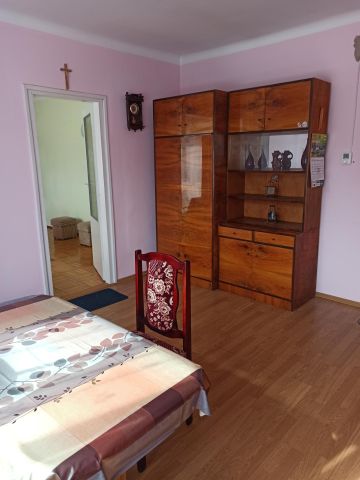 dom wolnostojący, 3 pokoje Kosina. Zdjęcie 12