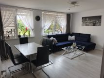 Mieszkanie 3-pokojowe Jelcz-Laskowice, Hirszfelda. Zdjęcie 1