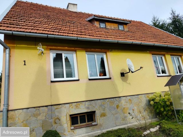 dom wolnostojący, 5 pokoi Rybotycze. Zdjęcie 1