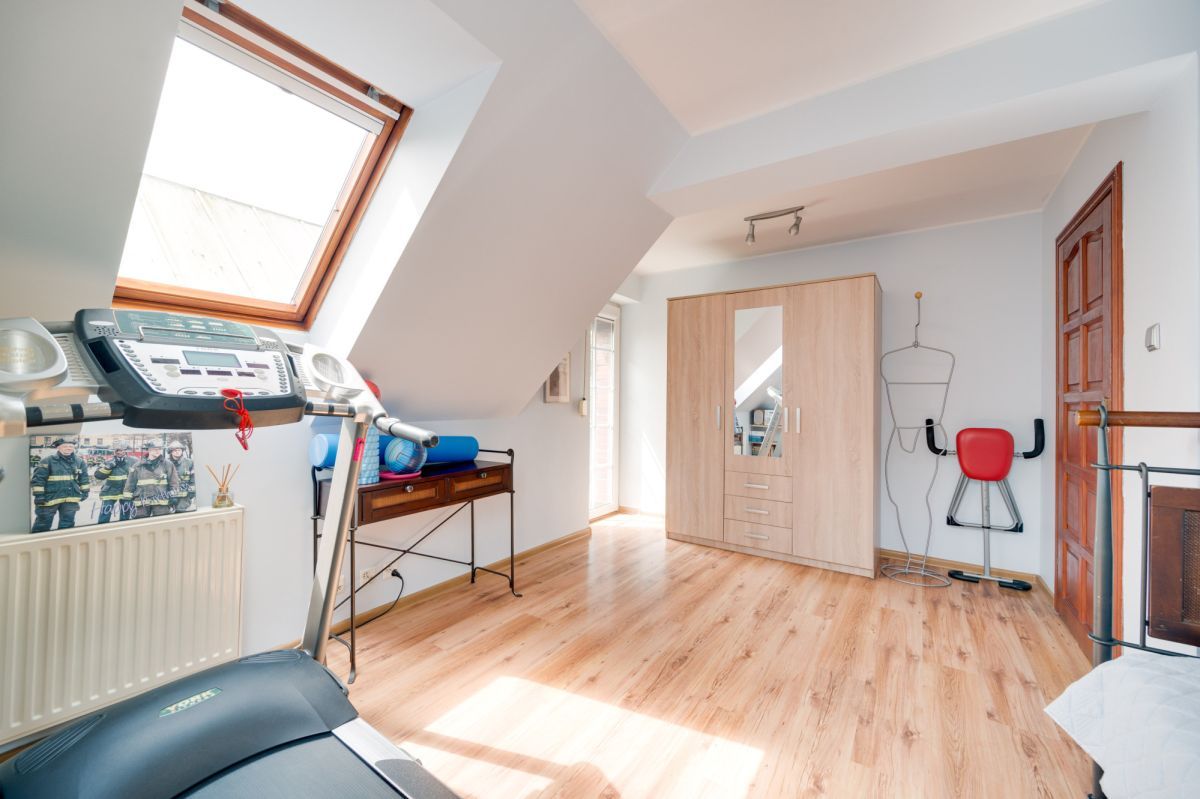 dom wolnostojący, 6 pokoi Rumia, ul. Kwiatowa. Zdjęcie 19