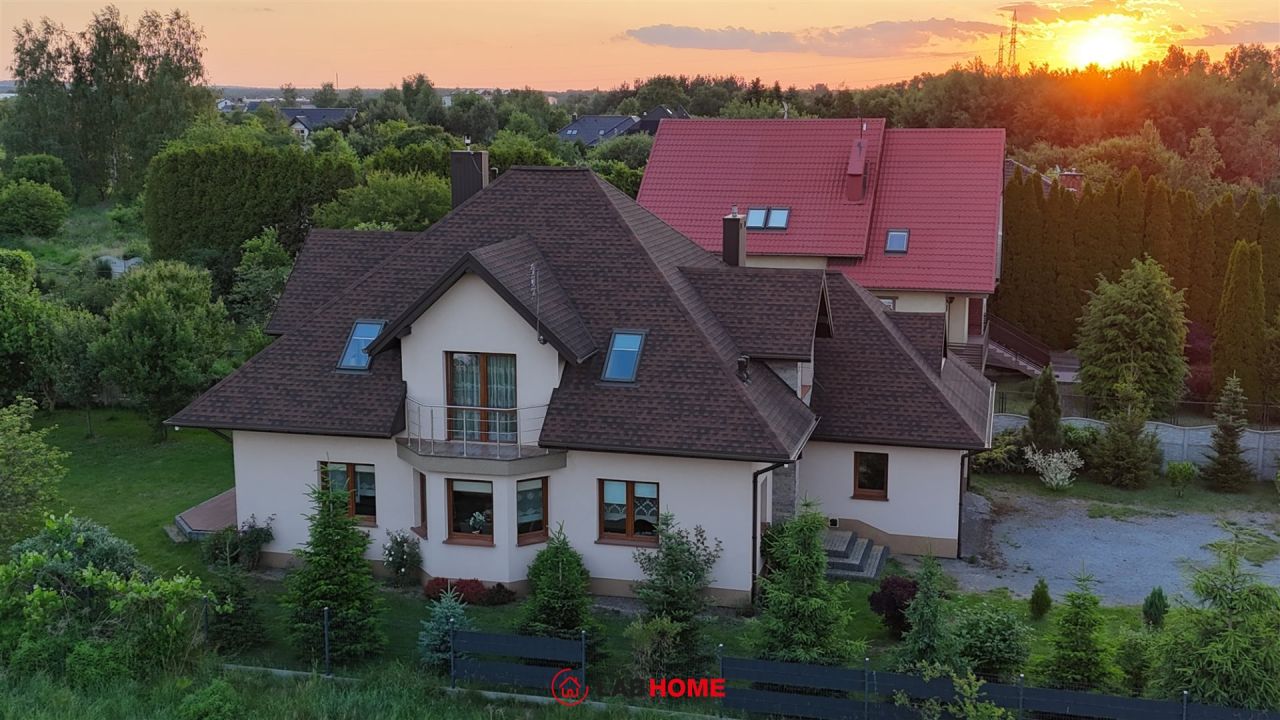 dom wolnostojący, 6 pokoi Myszków, ul. Tulipanowa