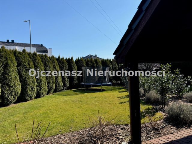 dom wolnostojący, 5 pokoi Niemcz. Zdjęcie 21