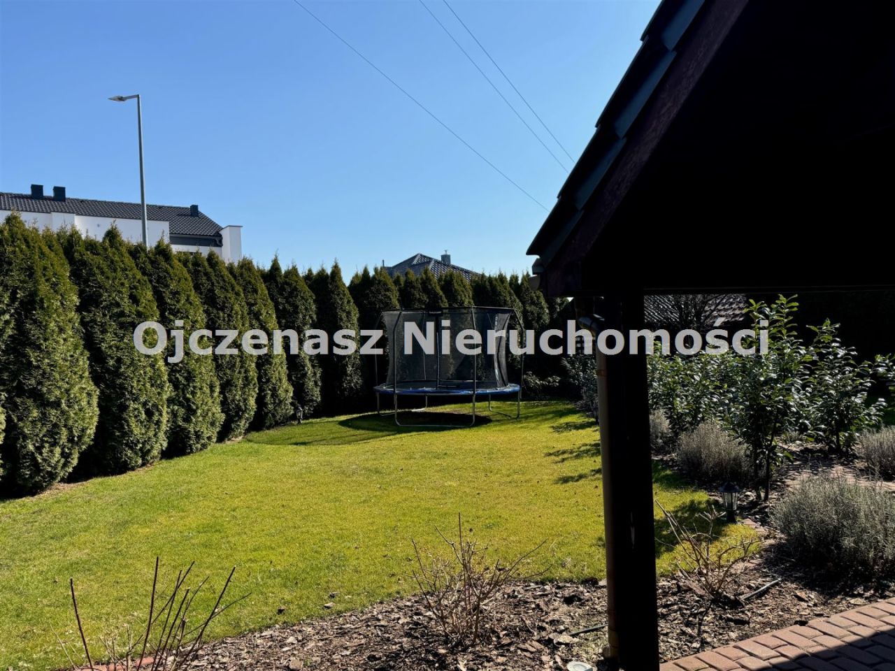 dom wolnostojący, 5 pokoi Niemcz. Zdjęcie 21