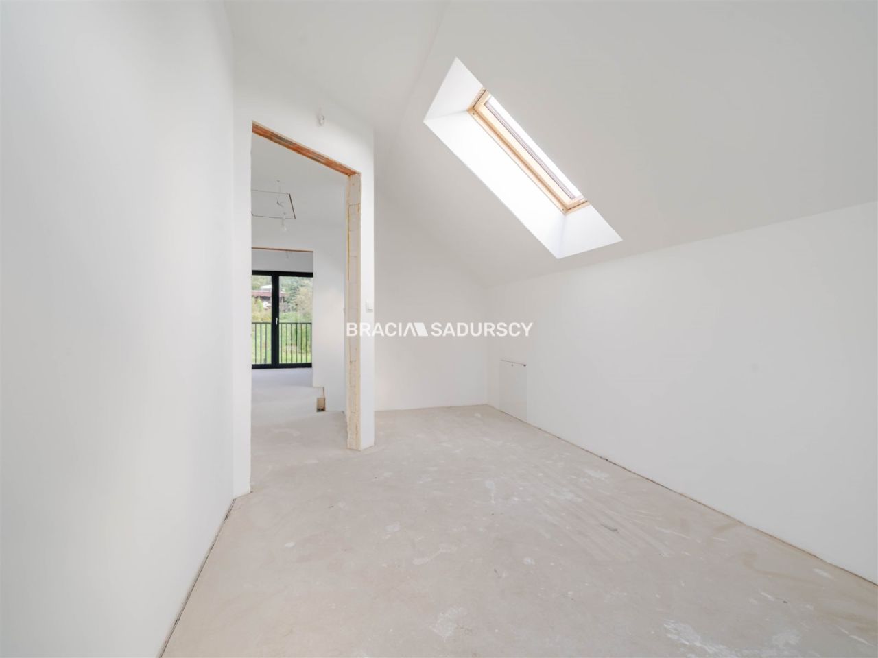 dom wolnostojący, 4 pokoje Koźmice Małe. Zdjęcie 23