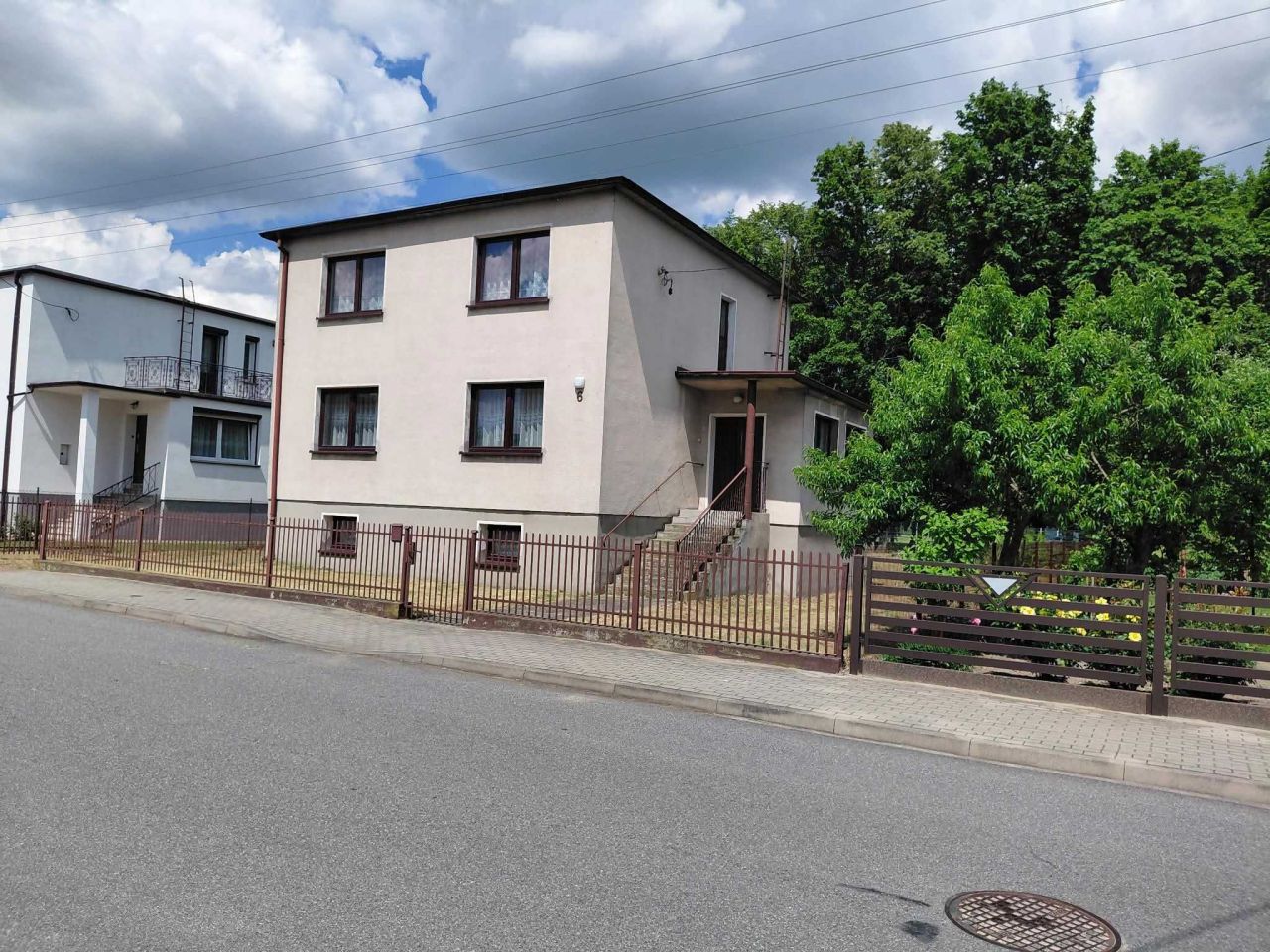 dom wolnostojący Grabów nad Prosną, ul. Juliusza Słowackiego. Zdjęcie 1