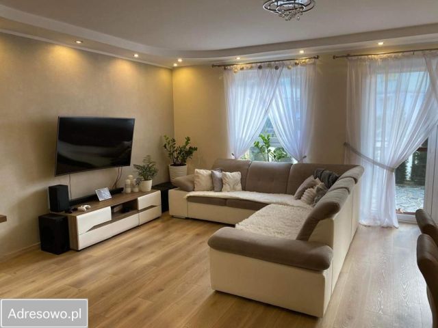 Mieszkanie 3-pokojowe Ełk, ul. Juliana Tuwima. Zdjęcie 1