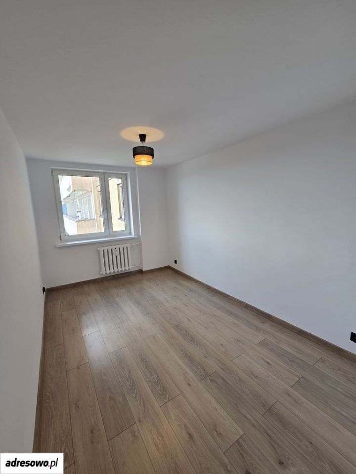 Mieszkanie 3-pokojowe Chorzów Centrum, ul. Księcia Władysława Opolskiego. Zdjęcie 7