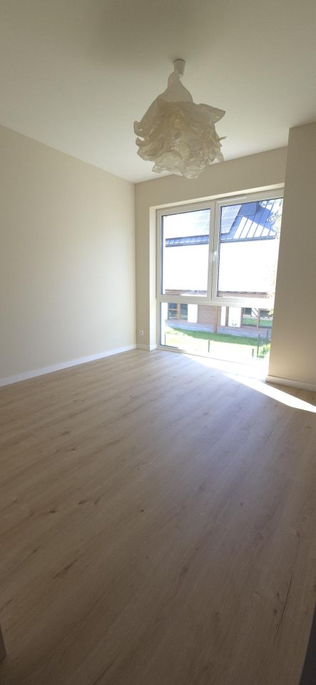 dom szeregowy, 5 pokoi Wiśniówka. Zdjęcie 8