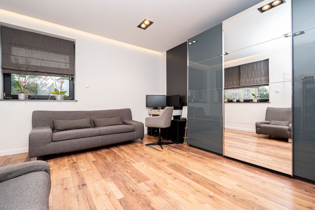 dom wolnostojący, 4 pokoje Kalisz Tyniec, ul. Żwirki i Wigury. Zdjęcie 11