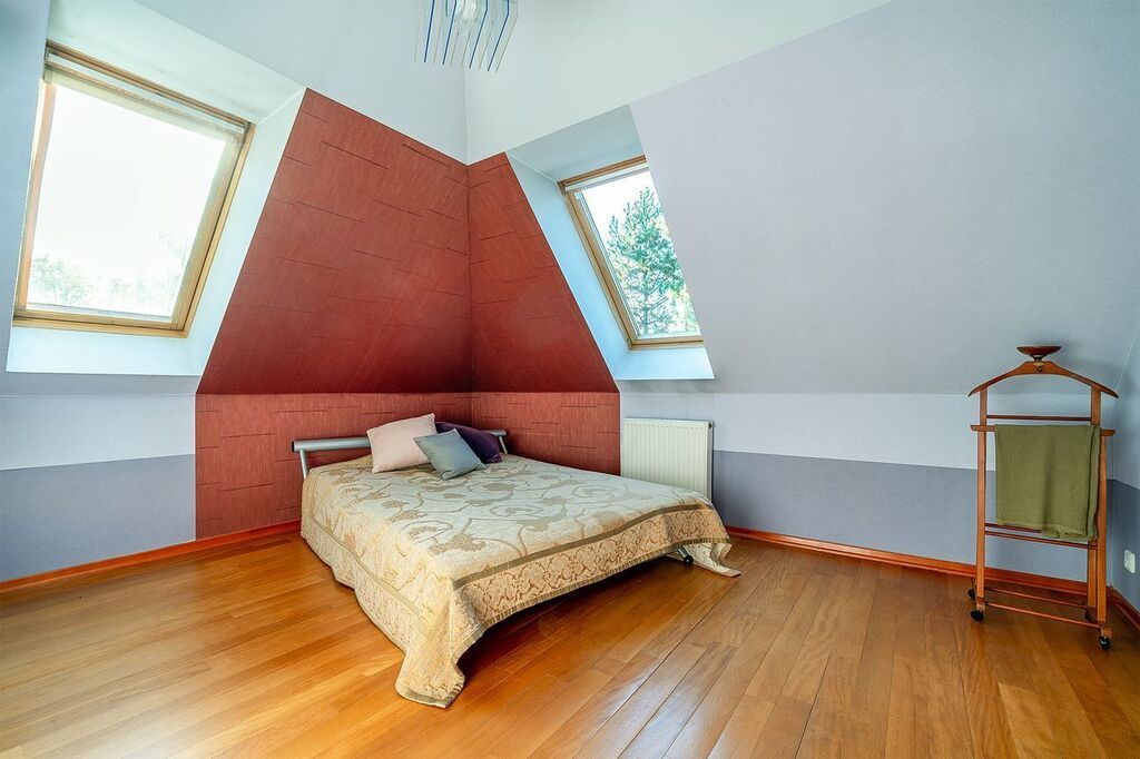 dom wolnostojący, 11 pokoi Łódź Julianów, ul. Świetlana. Zdjęcie 19