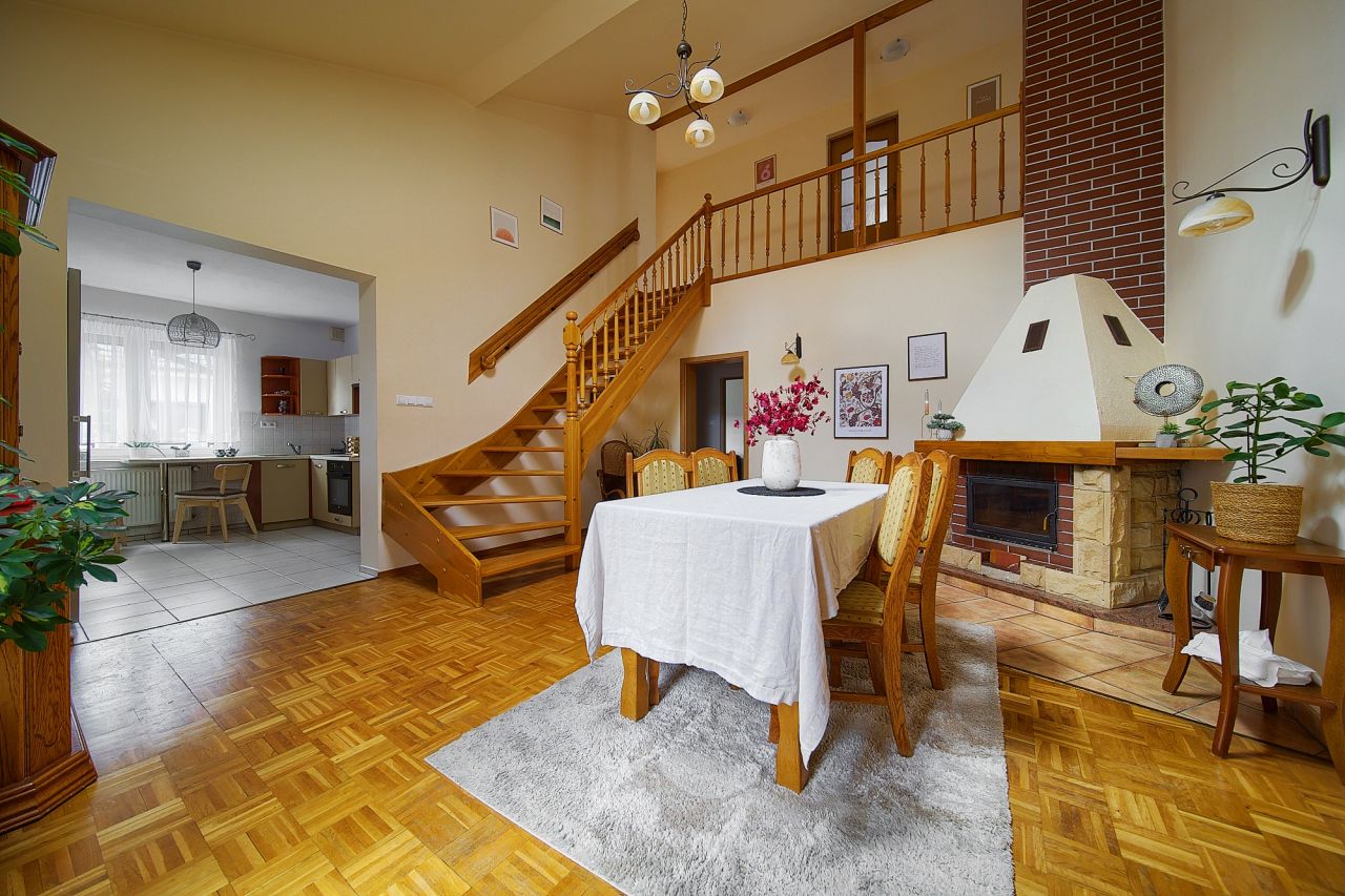 dom wolnostojący, 8 pokoi Serby, ul. Żytnia. Zdjęcie 7