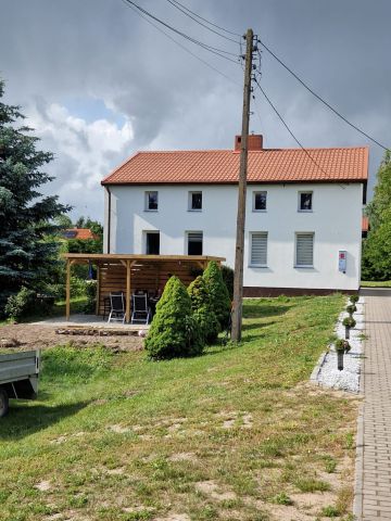dom wolnostojący, 3 pokoje Węgorzewo, ul. Stefana Jaracza. Zdjęcie 1