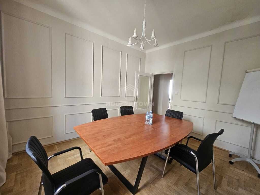 Biuro Warszawa Śródmieście, ul. Krucza. Zdjęcie 3