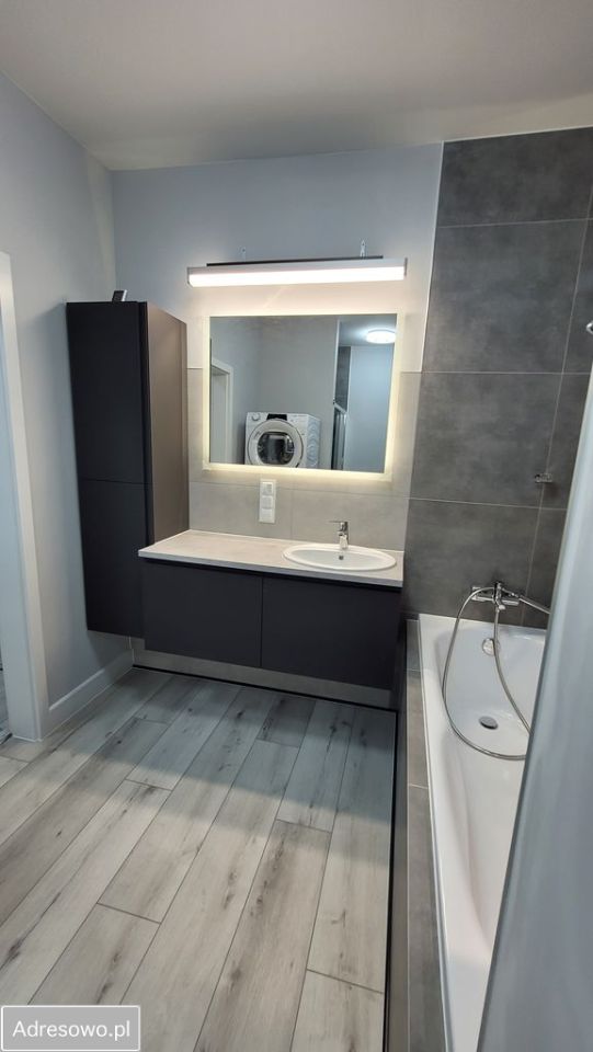 dom szeregowy, 5 pokoi Święta Katarzyna, ul. Cicha. Zdjęcie 12