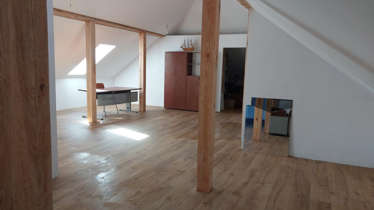 Biuro Żerniki Wrocławskie, ul. Bukowa. Zdjęcie 3
