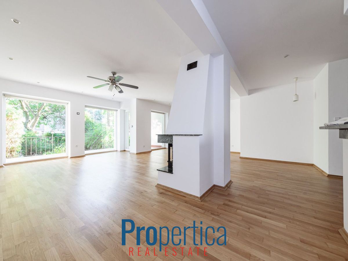 dom szeregowy, 5 pokoi Warszawa Włochy, ul. Atlasowa. Zdjęcie 3