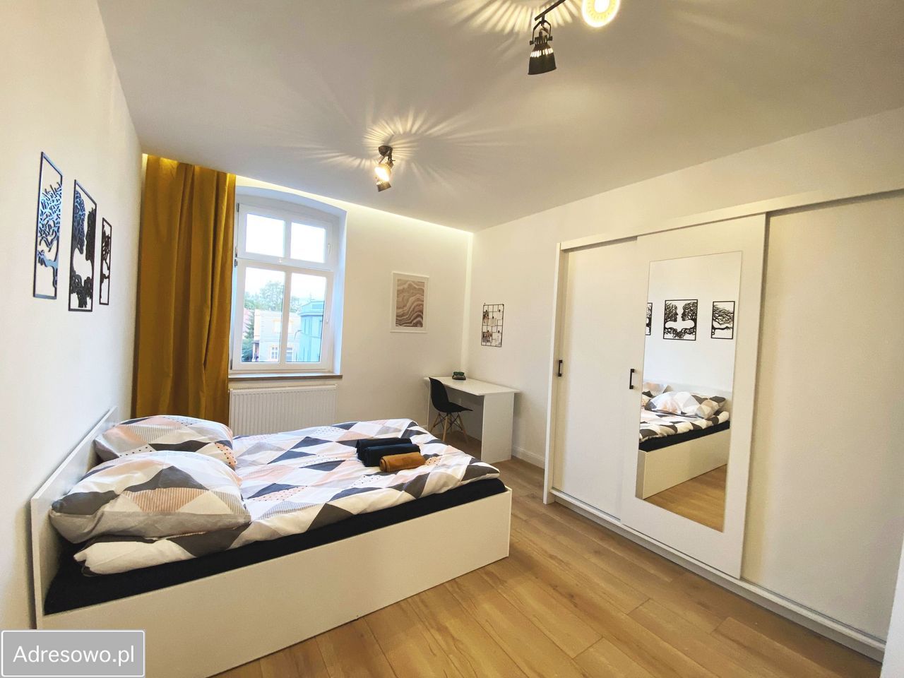 Mieszkanie 3-pokojowe Jelenia Góra Centrum, ul. Wolności. Zdjęcie 14