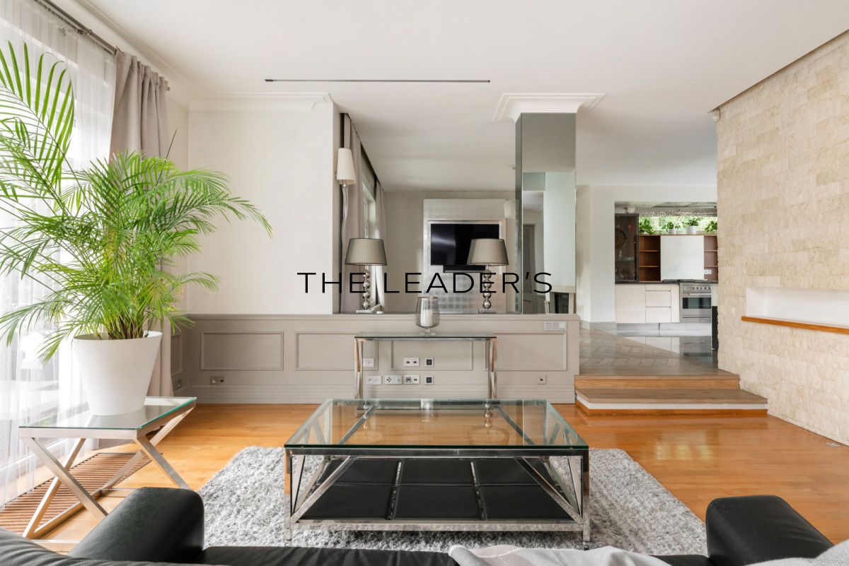 dom wolnostojący, 7 pokoi Chyliczki. Zdjęcie 3