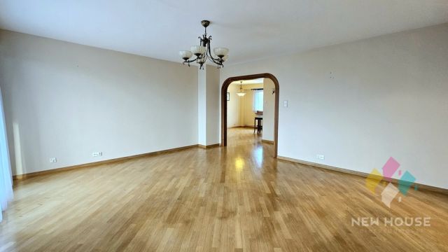 Mieszkanie 4-pokojowe Giżycko, ul. Królowej Jadwigi. Zdjęcie 2