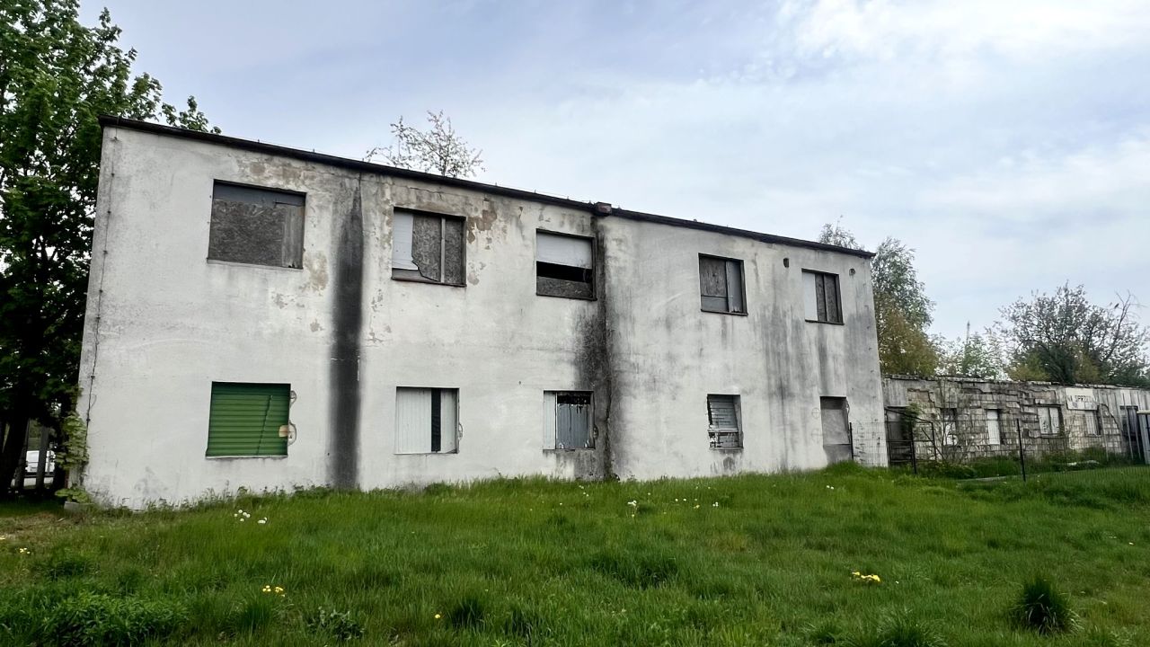Hala/magazyn Rogalinek, ul. Kostrzewskiego. Zdjęcie 1
