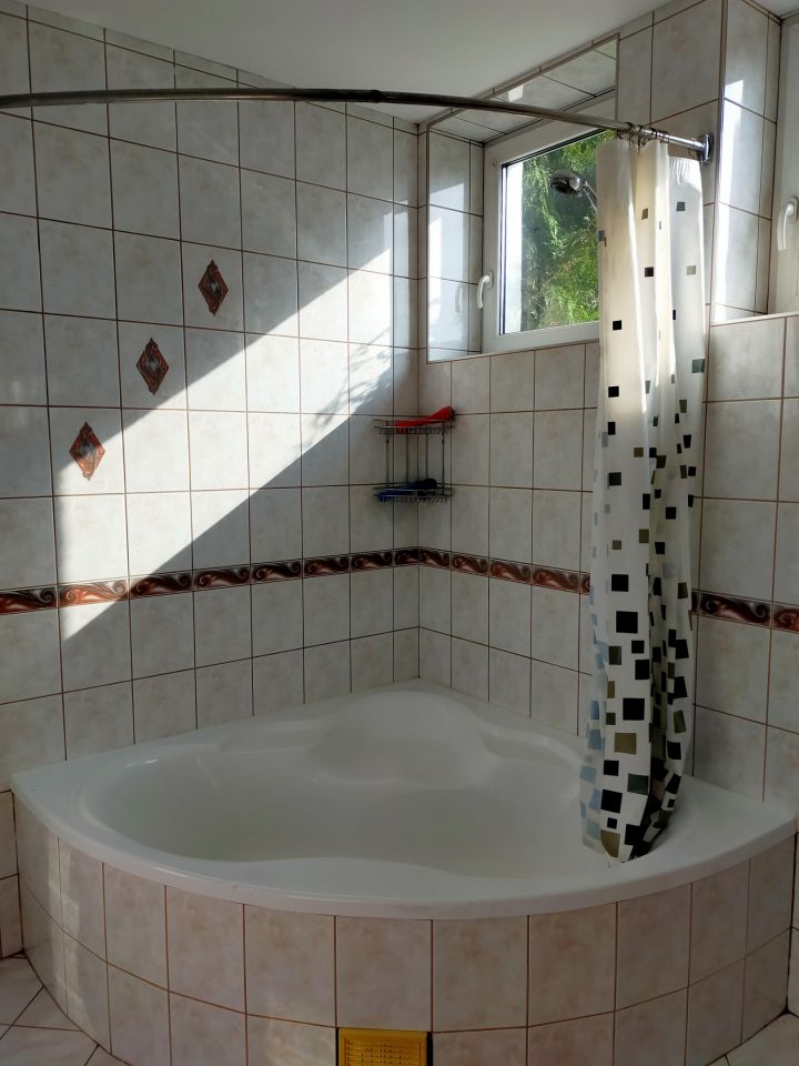 dom wolnostojący, 5 pokoi Stanowice. Zdjęcie 2