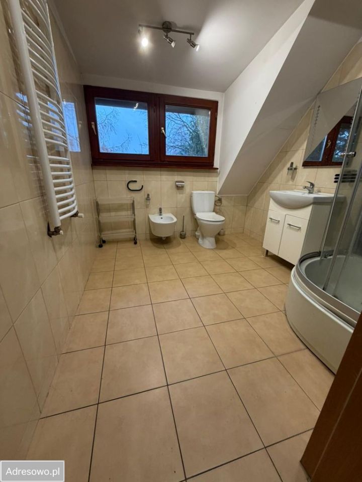 dom wolnostojący, 8 pokoi Czechowice-Dziedzice, ul. Polna. Zdjęcie 2