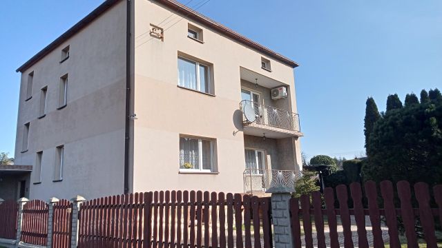 dom wolnostojący, 6 pokoi Bobrowniki, ul. Henryka Sienkiewicza. Zdjęcie 1