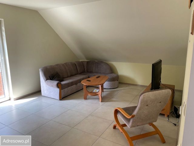 dom wolnostojący, 5 pokoi Praszka, ul. Kaliska. Zdjęcie 1