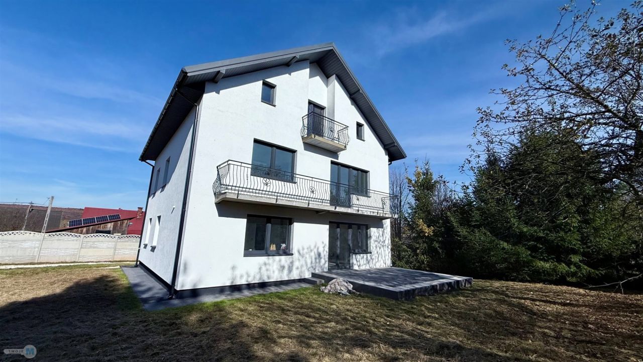 dom wolnostojący, 6 pokoi Ćmińsk. Zdjęcie 2