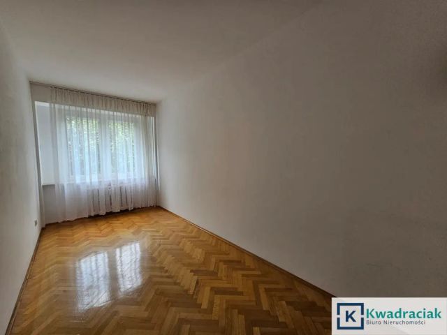 Mieszkanie 3-pokojowe Krosno, ul. Bohaterów Westerplatte. Zdjęcie 5
