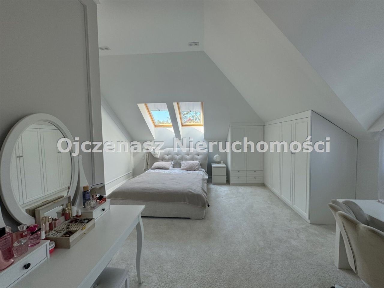 dom wolnostojący, 5 pokoi Niemcz. Zdjęcie 7