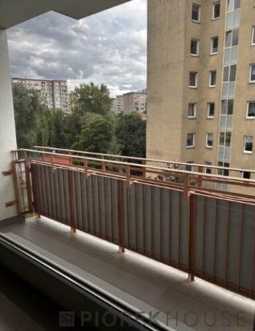 Mieszkanie 3-pokojowe Warszawa Praga-Południe, ul. gen. Tadeusza Bora-Komorowskiego. Zdjęcie 3