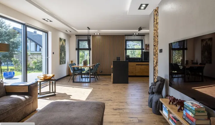 dom wolnostojący, 5 pokoi Reda, ul. Henryka Mikołaja Góreckiego