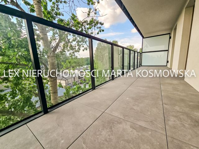 Mieszkanie 3-pokojowe Warszawa Włochy, al. Krakowska. Zdjęcie 3
