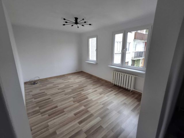 Mieszkanie 3-pokojowe Myszków, ul. Sikorskiego. Zdjęcie 1