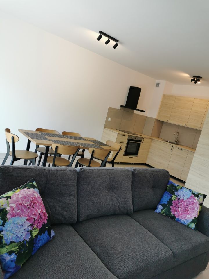 Mieszkanie 4-pokojowe Żerniki Wrocławskie, ul. Migdałowa