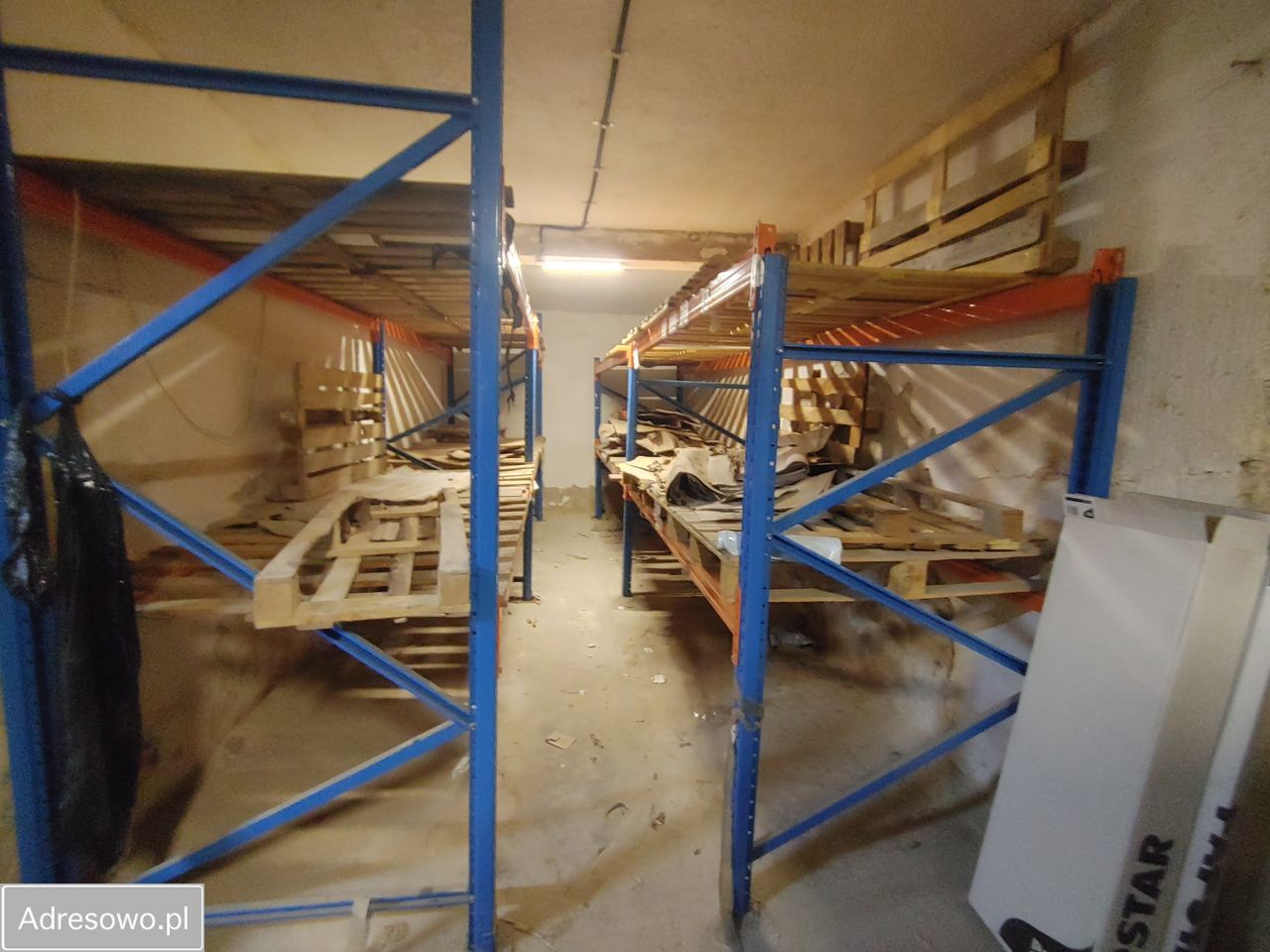 Hala/magazyn Ligota. Zdjęcie 10