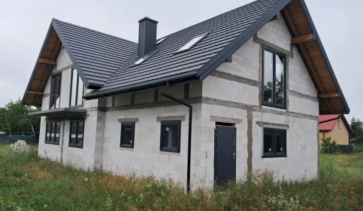 dom wolnostojący Nowe Pieścirogi, ul. Kolejowa