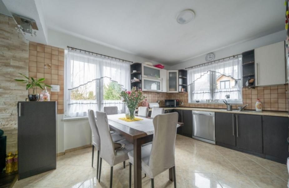 dom wolnostojący, 5 pokoi Szatarpy. Zdjęcie 5