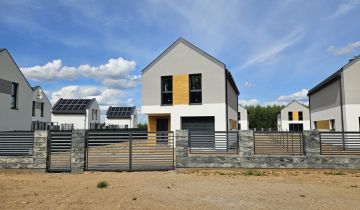 dom wolnostojący, 4 pokoje Makosieje, ul. Akacjowa