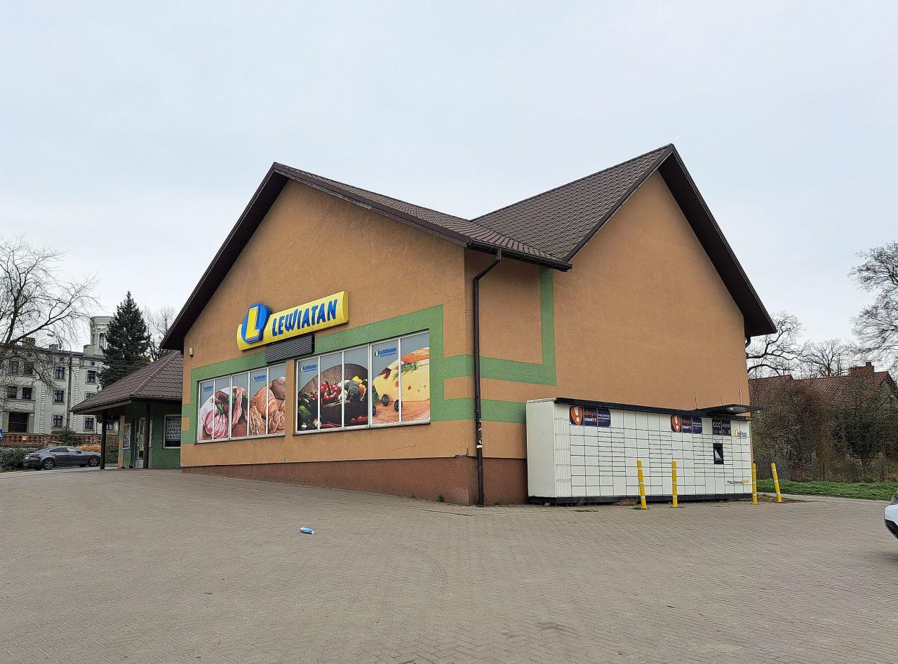 Lokal Oborniki Śląskie Centrum, ul. Marii Skłodowskiej-Curie. Zdjęcie 2