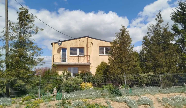 dom wolnostojący Zrazim