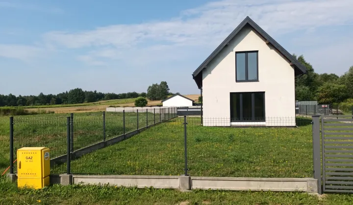 dom wolnostojący Jaskrów, ul. Kwiatowa