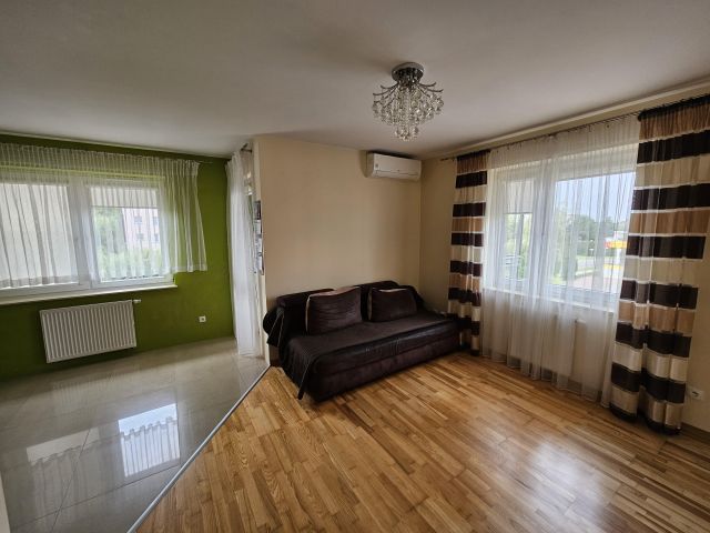 Mieszkanie 3-pokojowe Ropczyce, ul. Stanisława Konarskiego. Zdjęcie 1