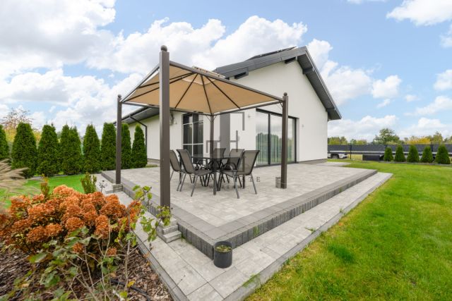 dom wolnostojący, 3 pokoje Kajetany. Zdjęcie 1