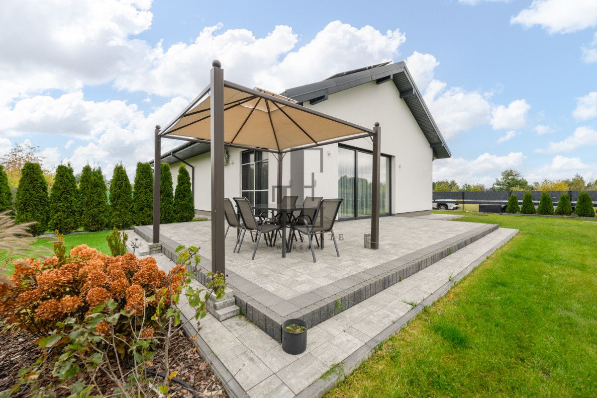 dom wolnostojący, 3 pokoje Kajetany. Zdjęcie 1