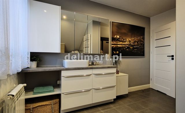 dom wolnostojący, 4 pokoje Zagórz. Zdjęcie 29