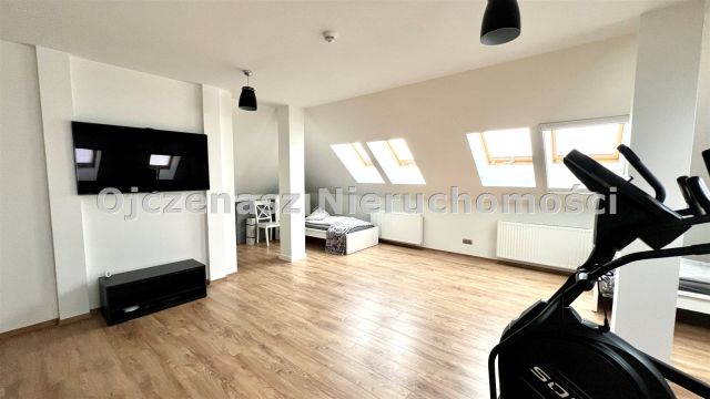 dom wolnostojący, 6 pokoi Niemcz. Zdjęcie 11